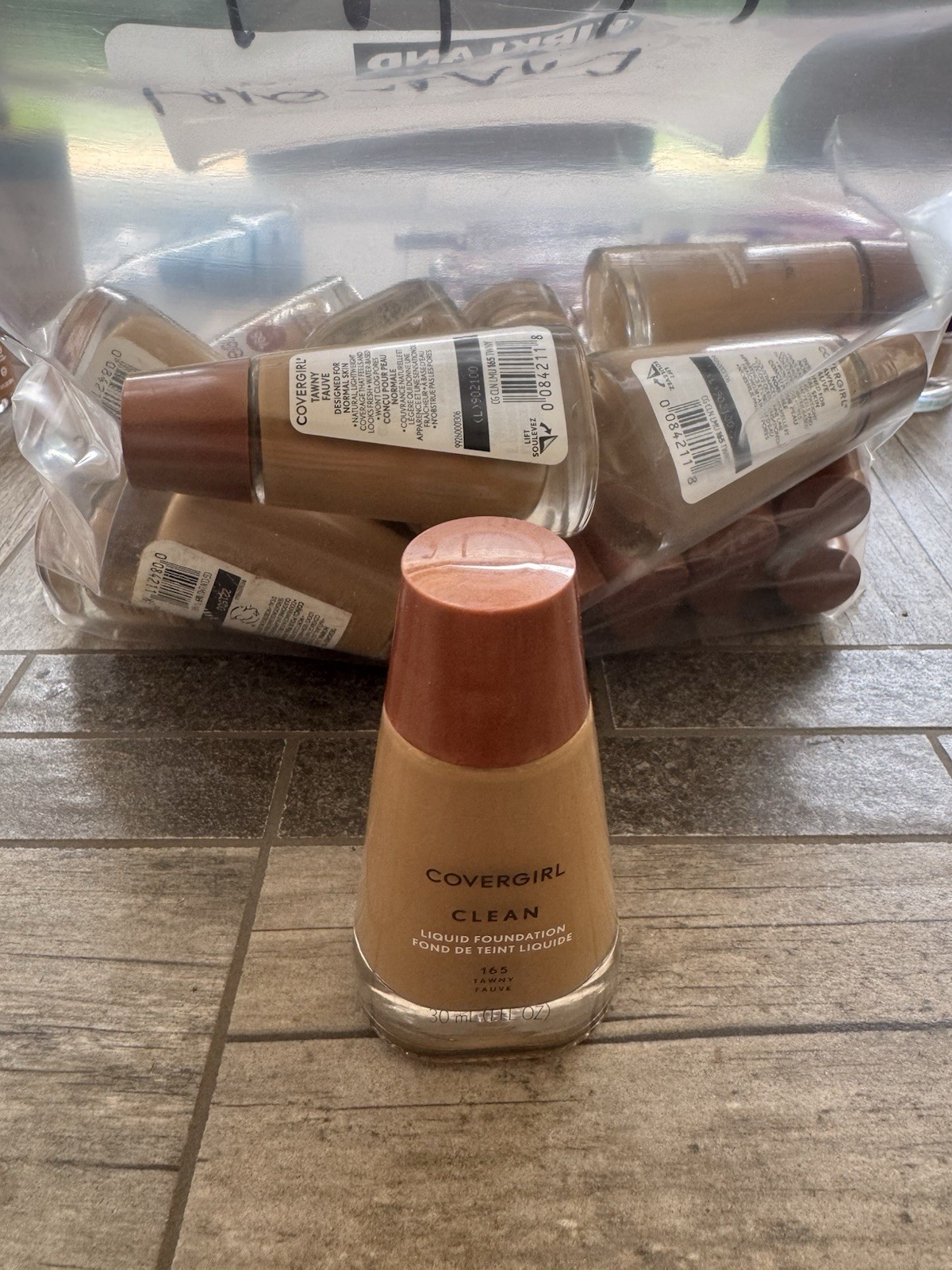 CoverGirl Clean Liquid Foundation 165 Tawny Lot of 19 NEW Discontinued