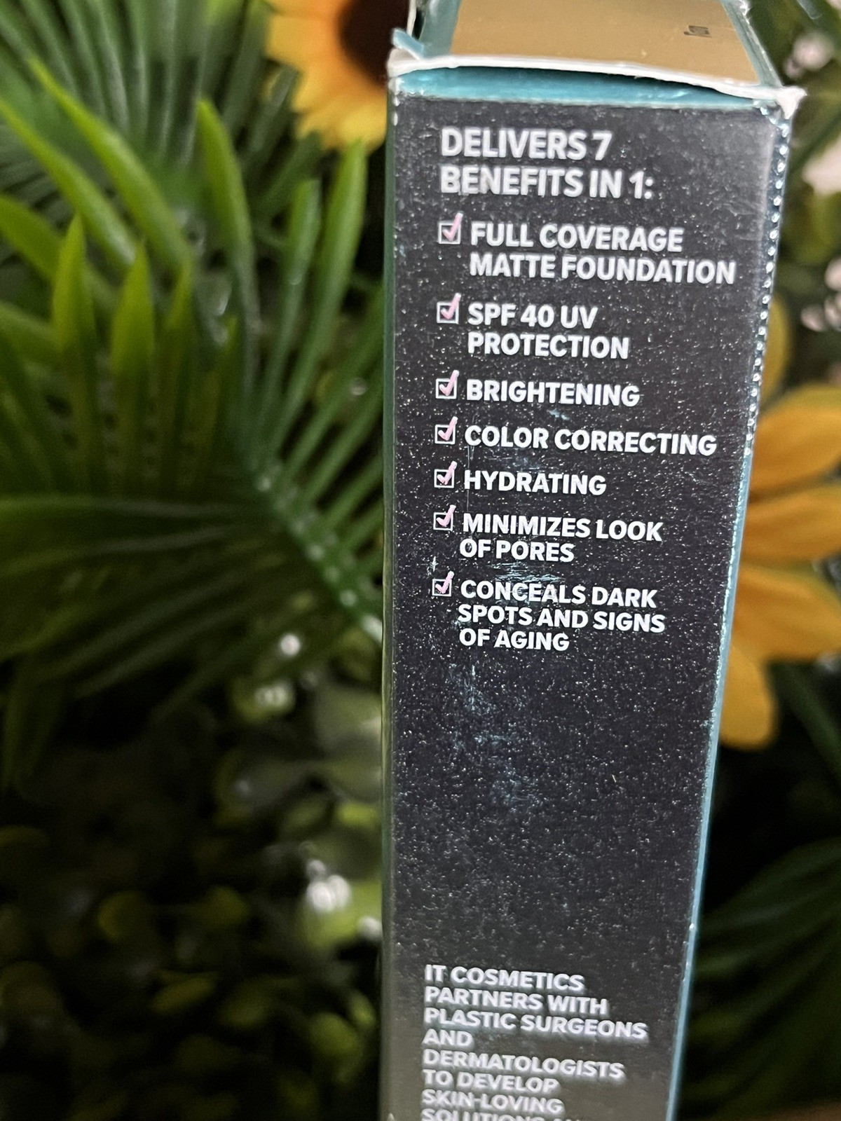IT CC Oil Free Matte Poreless Finish Full Coverage Cream ~ Tan ~ NIB