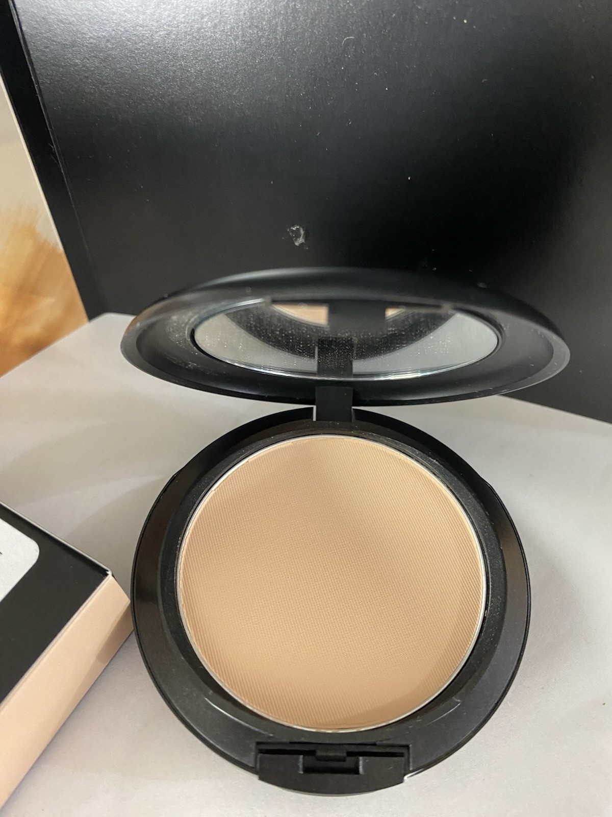 MAC Studio Fix Powder Plus Foundation, 0.52 OZ / 15 g, NWB, Original Formula~ N4
