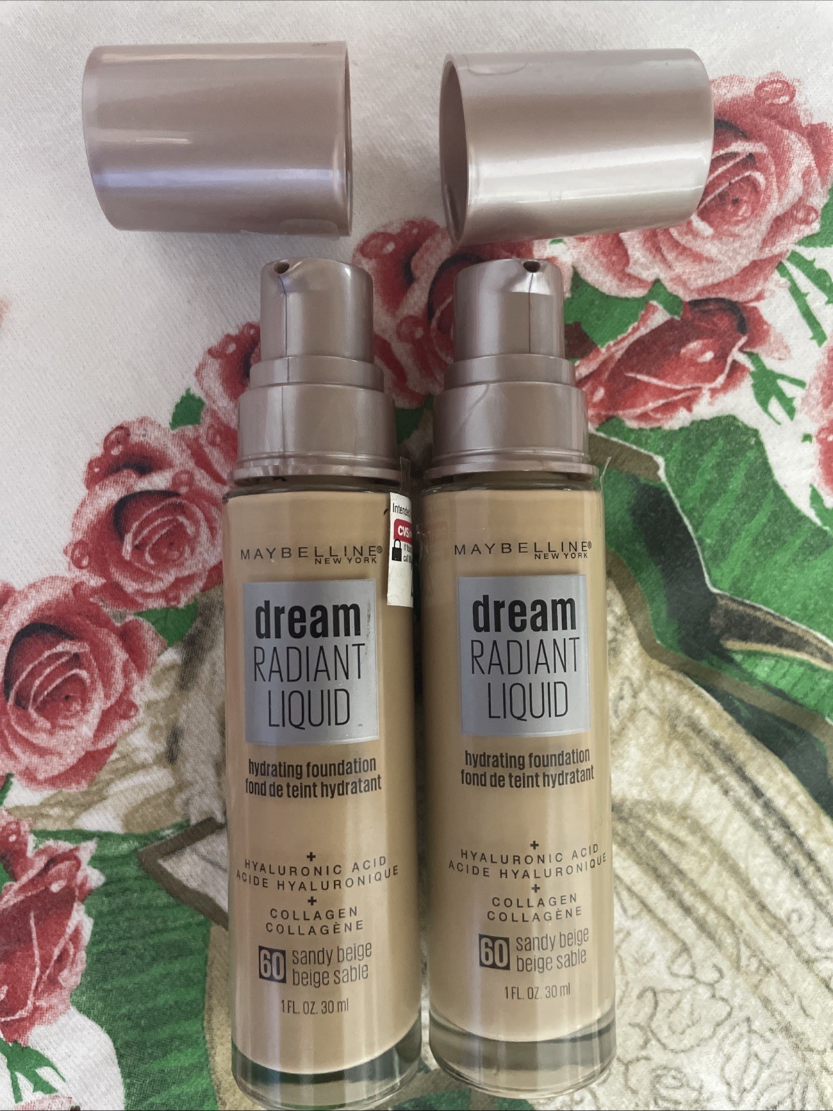 2~Maybelline Dream Radiant Liquid Foundation 60 SANDY BEIGE Retired Read