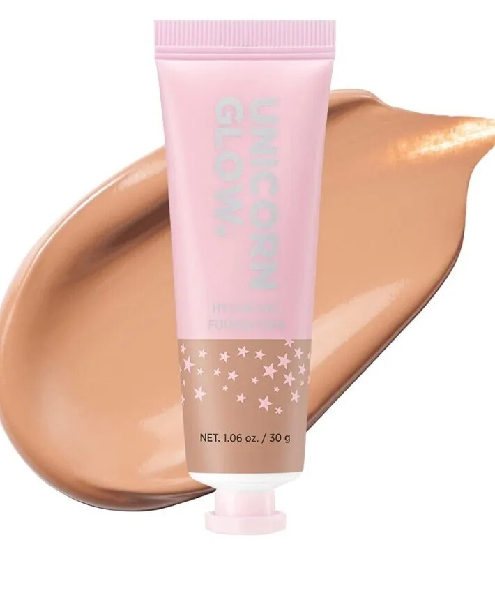 Unicorn Glow Hydrating Foundation 09 Toffee 1.06oz