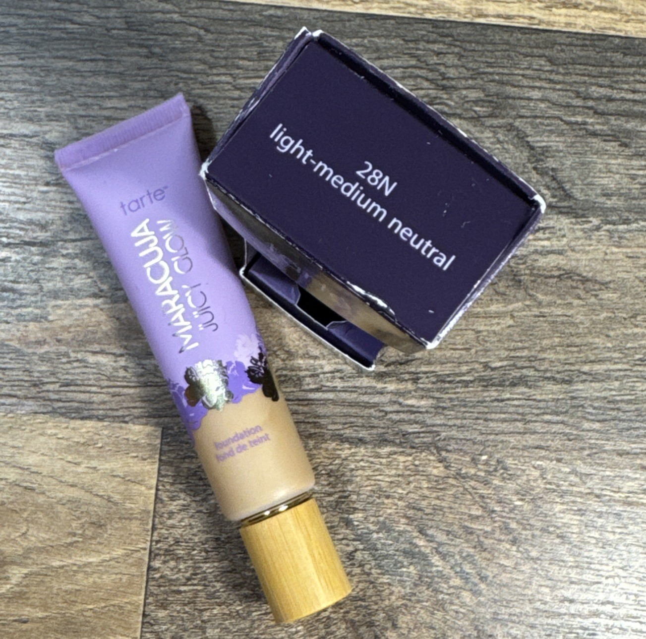 Tarte Maracuja Juicy Glow Foundation 28N LIGHT MEDIUM NEUTRAL 1 fl oz