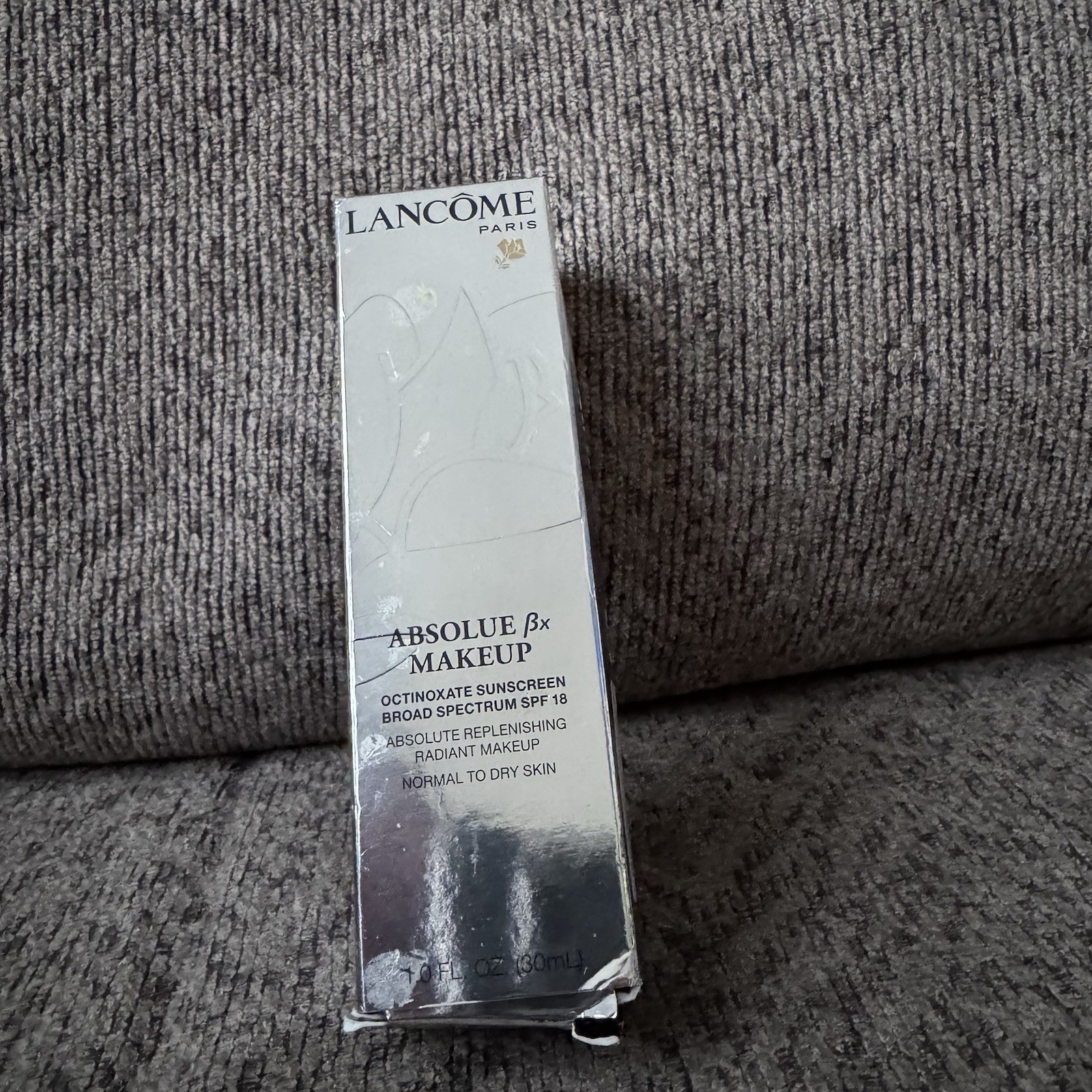 Lancome Absolute BX Makeup SPF 18 Ecru 220 Normal to Dry Skin