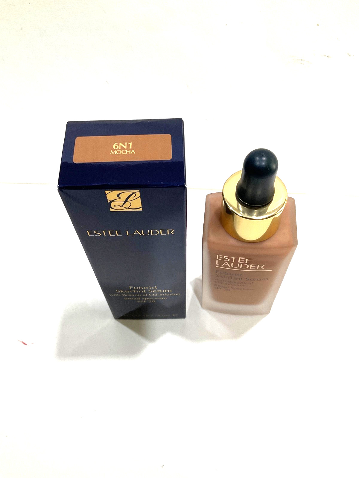 Estee Lauder Futurist Skin Tint Serum SPF 20 1 oz Pick shade New free shipping