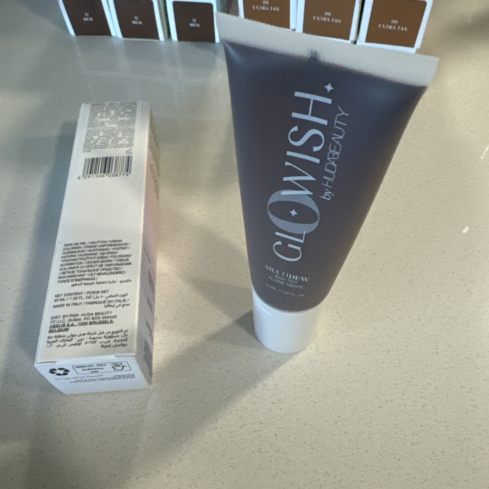 BNIB Glowish by Huda Beauty Multi Dew Skin Tint 1.35oz / 40mL Extra Rich 13,