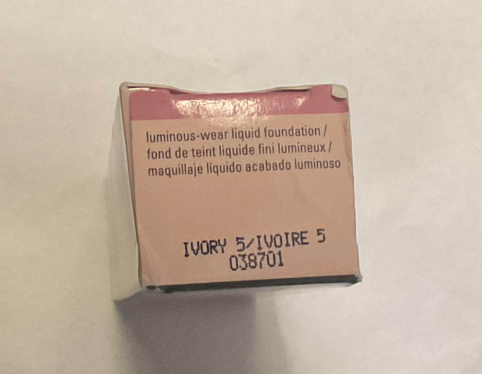 New Mary Kay Timewise Ivory 5 038701 Luminous Wear Foundation 29 ml/1 fl. Oz.