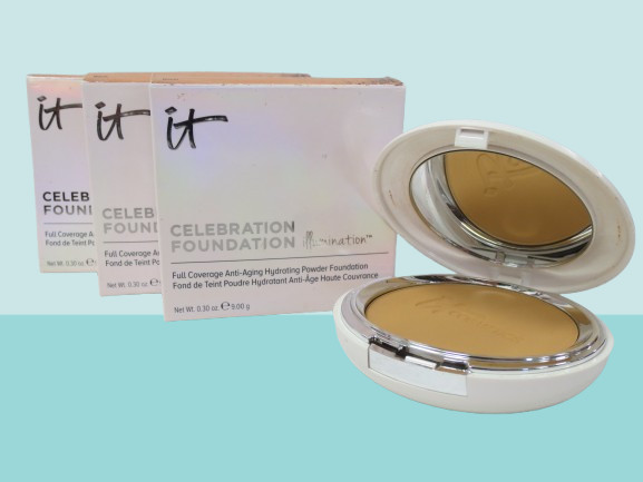 IT COSMETICS CELEBRATION FOUNDATION ILLUMINATION POWDER RICH 0.30 OZ BOXED 3PCS
