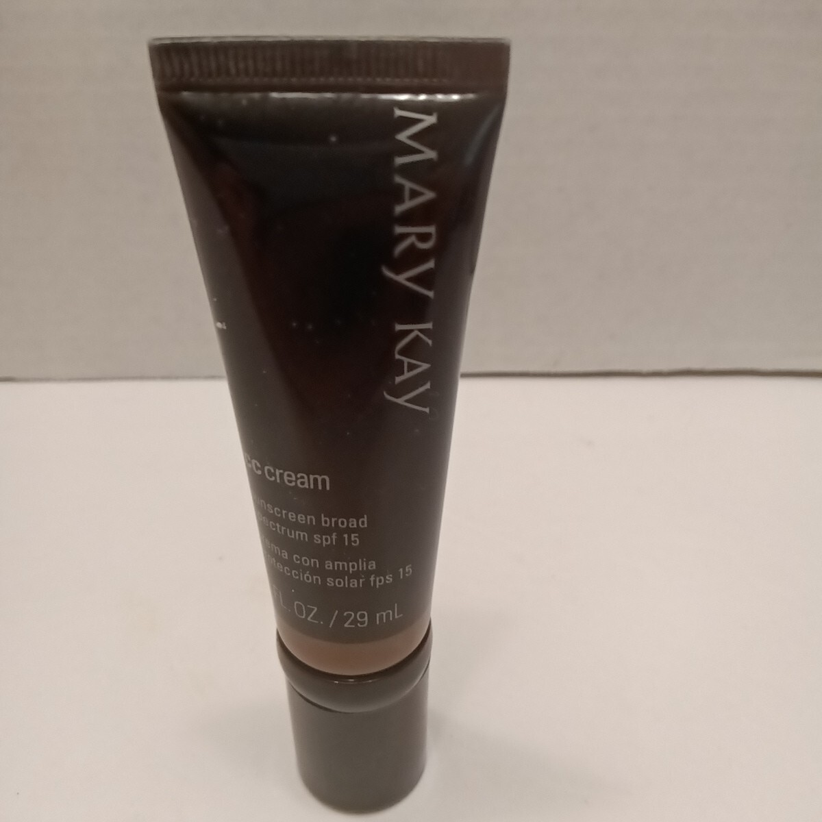 New Mary Kay CC Cream Sunscreen Broad Spectrum SPF 15 Very Deep No Box