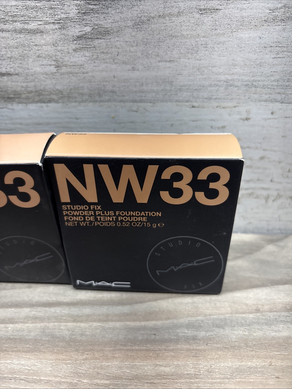 3-MAC Studio Fix NW33 Studio Fix Powder Plus Foundation 0.52 oz NIB