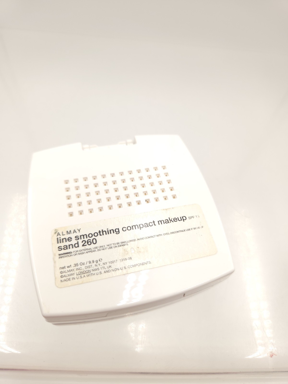 Almay Line Smoothing Compact Foundation Makeup SPF 15 Sand 260 .35 oz