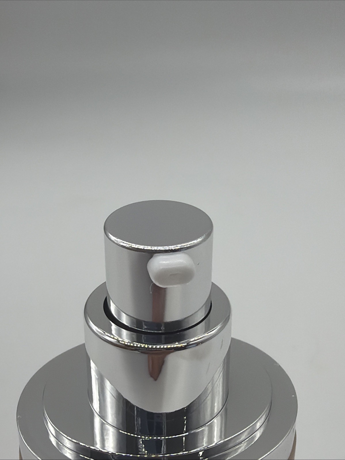 DIOR CAPTURE TOTALE SERUM FOUNDATION 022 1 OZ NWOB (F7)