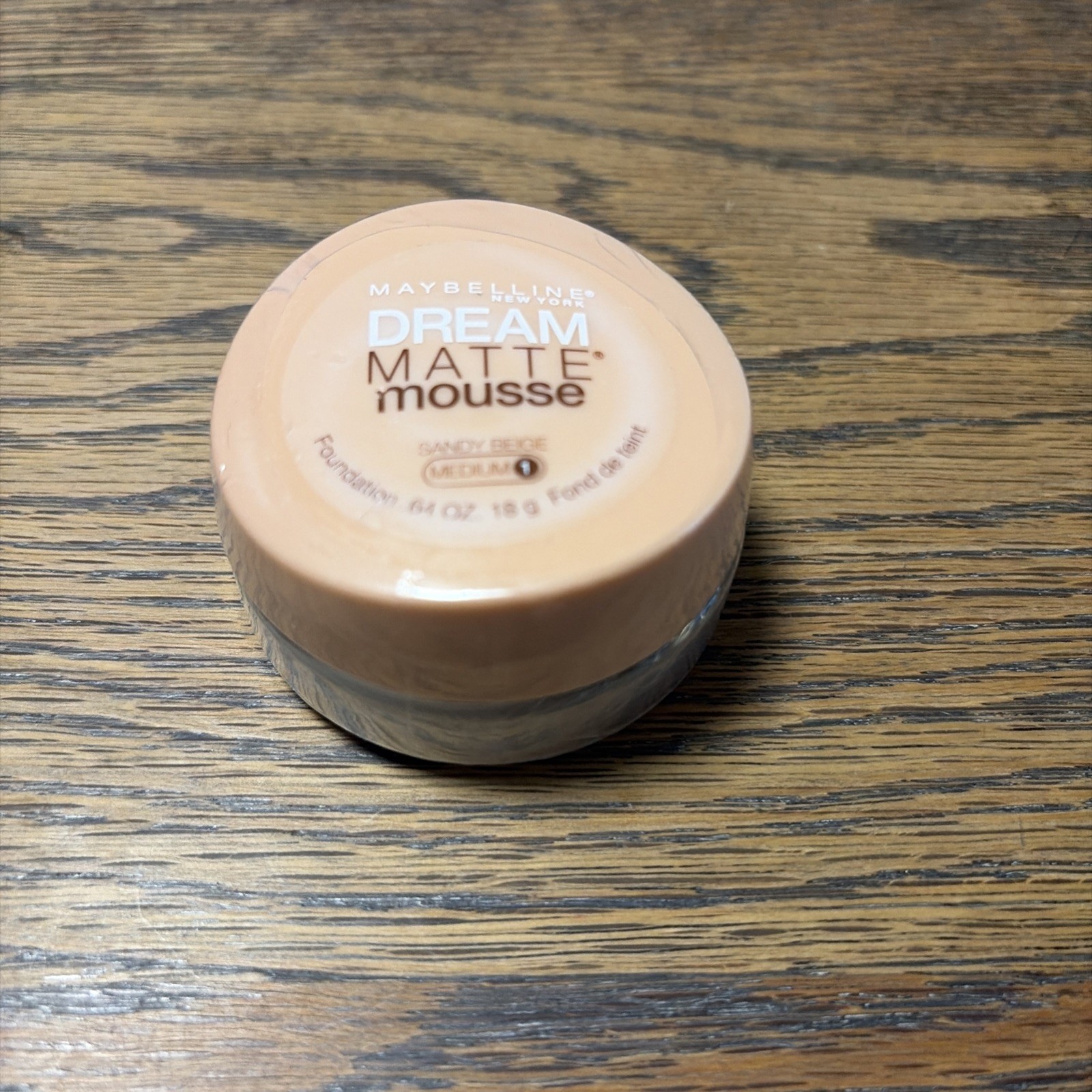 Maybelline Dream Matte Mousse Foundation Sandy Beige Medium 1 NEW Sealed