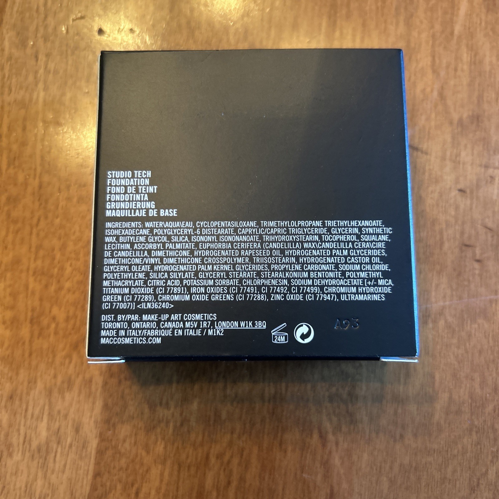 Mac Studio Tech Foundation 0.35 oz / 10 g ~ Shade NW30 ~ New Sealed