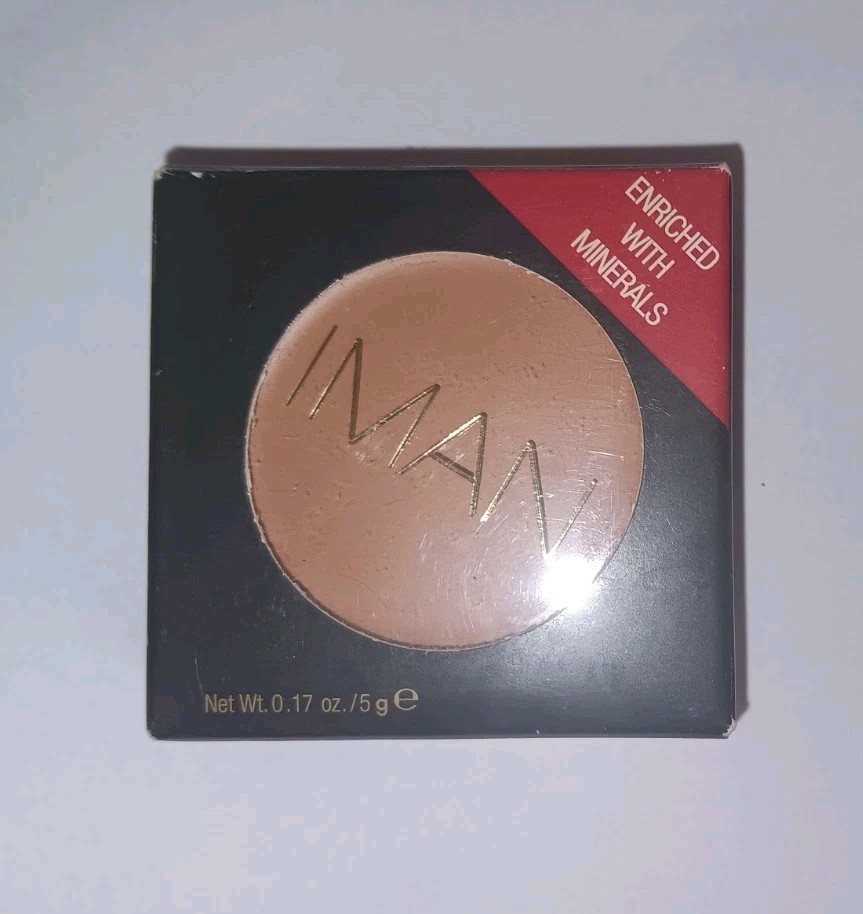 IMAN Second to None Cover Cream Sand Medium New in Box VHTF