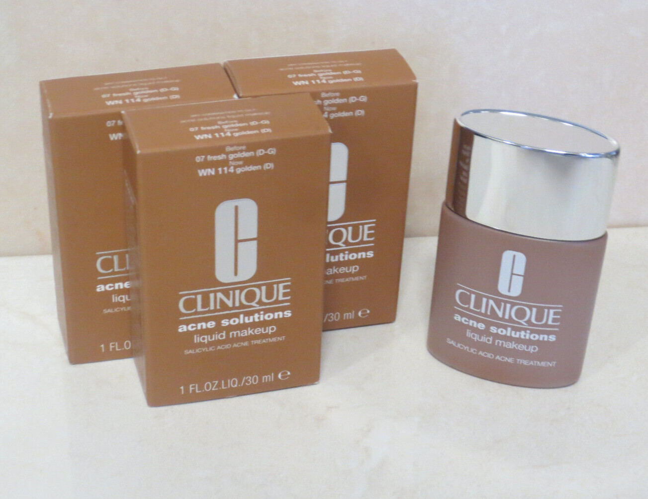 (3) CLINIQUE ACNE SOLUTIONS LIQUID MAKEUP SHADE WN 114 GOLDEN (D) 1 OZ BOXED