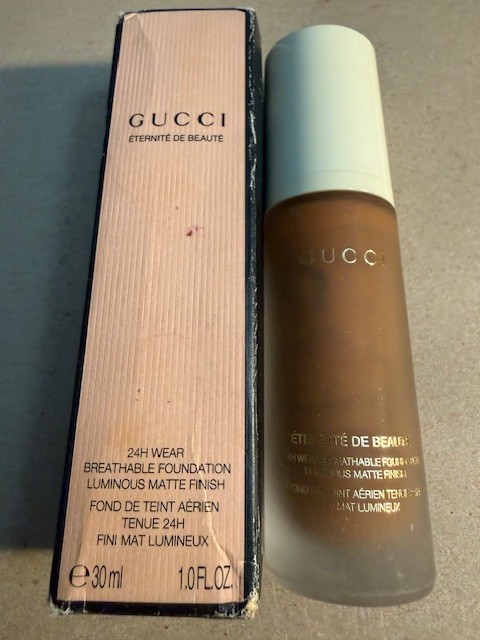 Gucci 24 Hour Wear Luminous Matte Finish Foundation #470C Medium Deep NIB Fr Sh