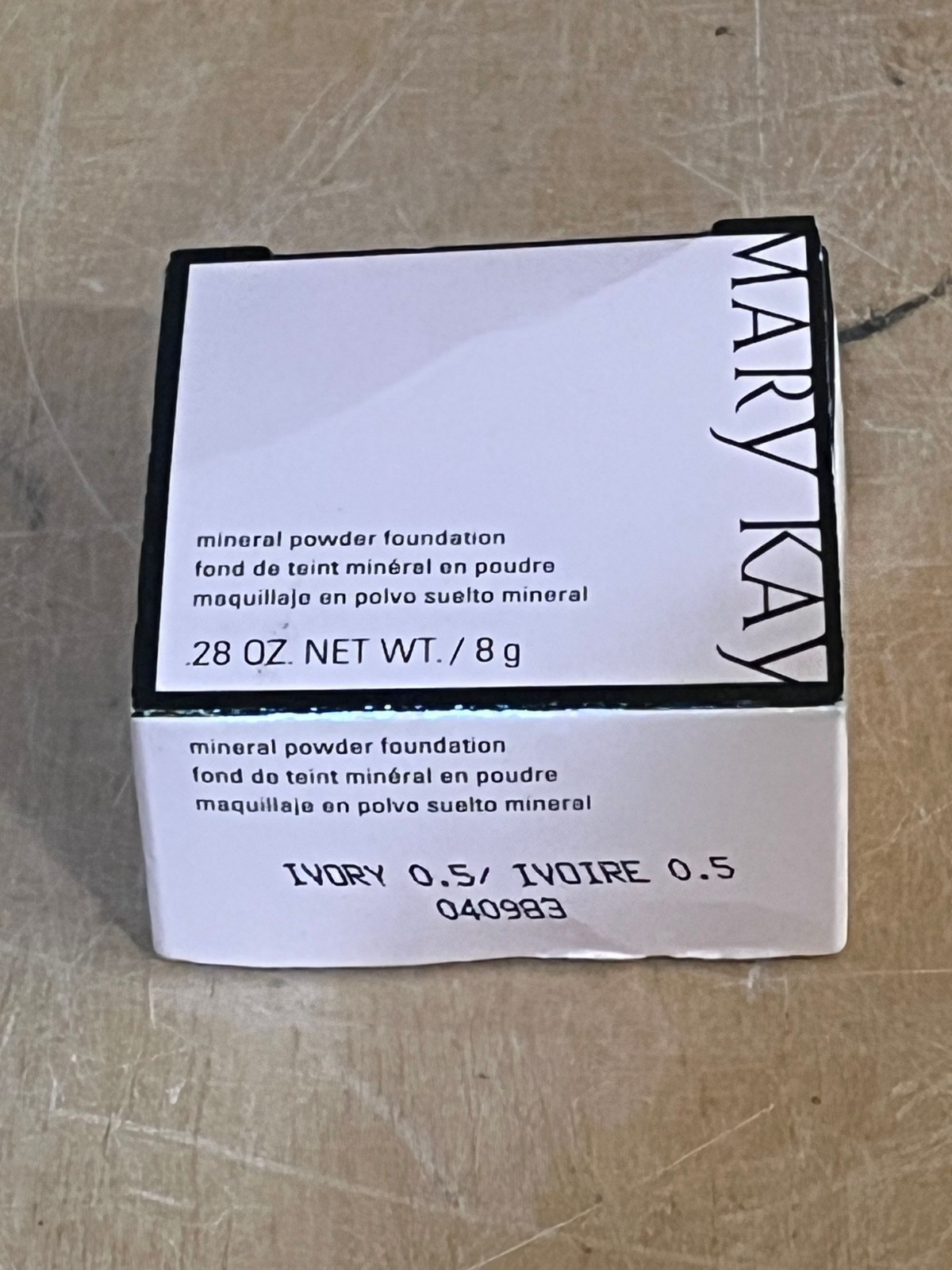 Mary Kay 040983 Ivory 0.5 Mineral Powder Foundation .28 oz New In Box