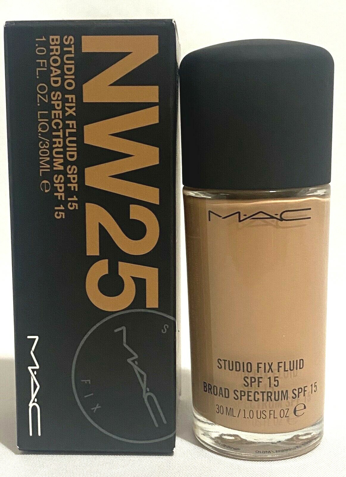 MAC Studio Fix Fluid SPF15 Foundation Shade NW25 Full Size 30ml New In Box