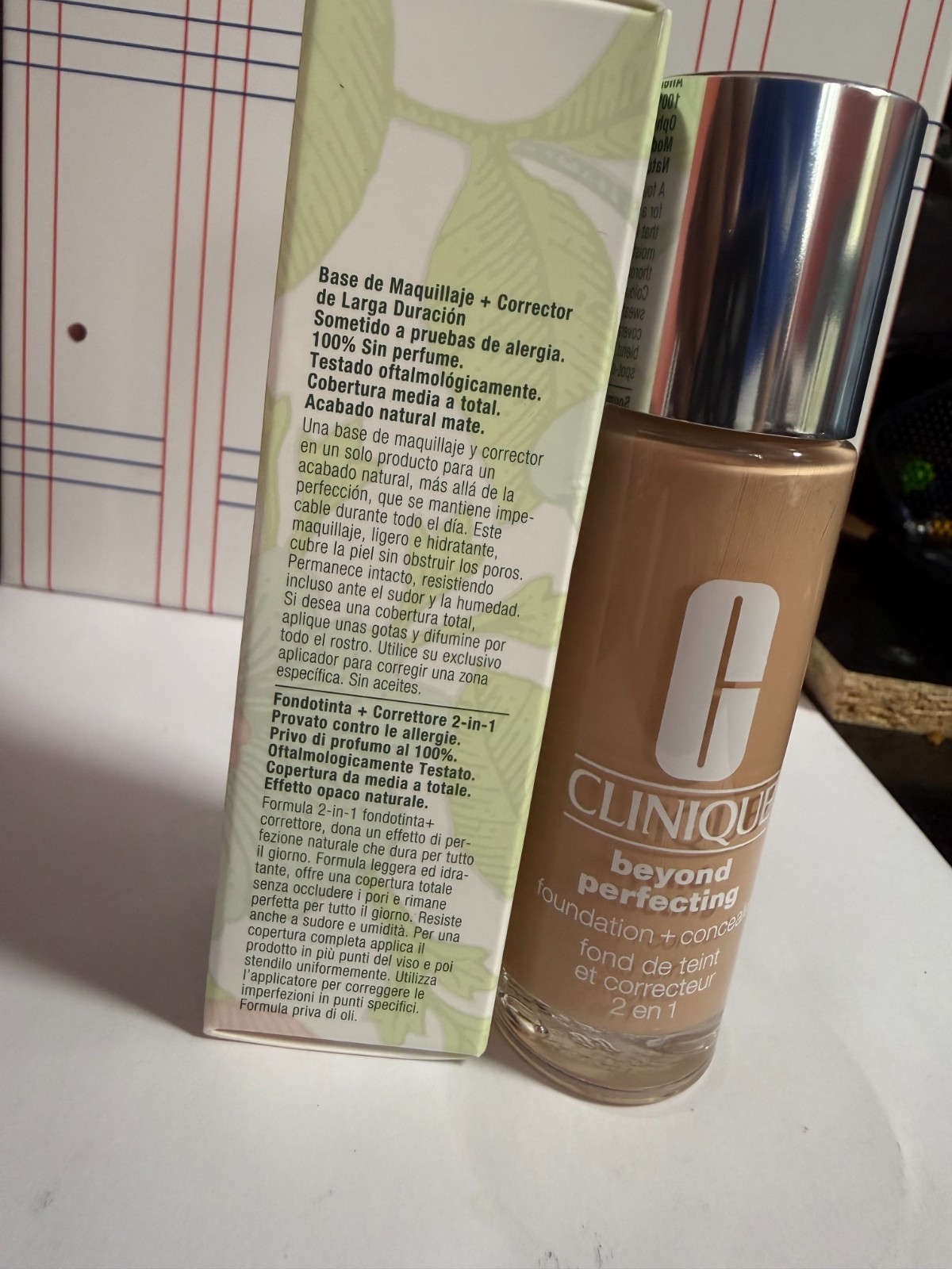 Clinique Beyond Perfecting Foundation + Concealer 30mL, CN28 IVORY, NIB