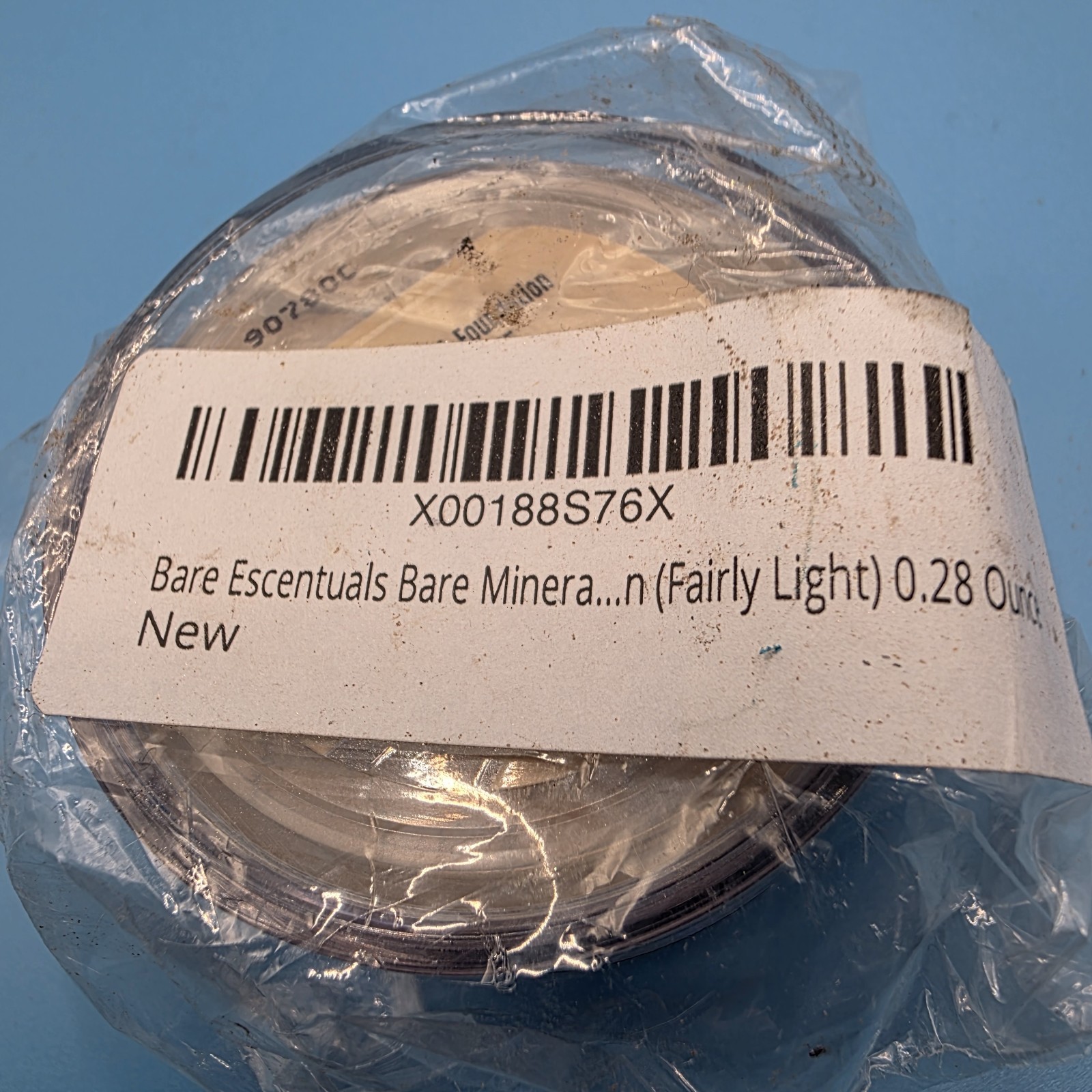 Bare Minerals Escentuals SPF 15 Matte Foundation fairly light N10 *SEALED*