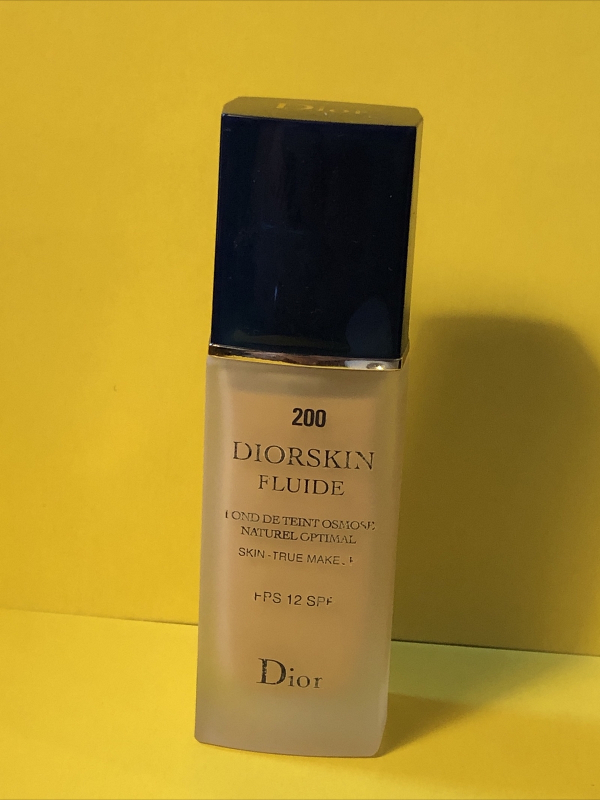 RARE Dior Diorskin Fluide Skin-True Makeup 200 -SPF 12 – 33g 1.15 Oz