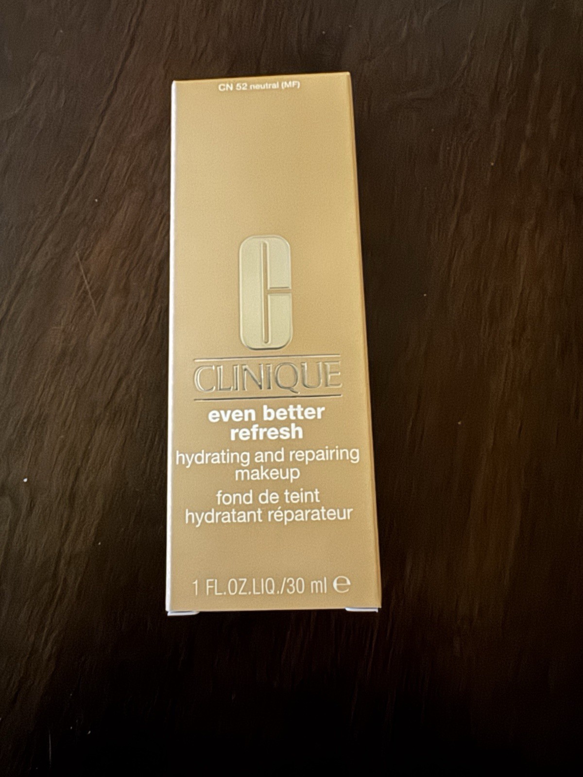 Clinique Even Better Refresh Makeup, Color CN52 Neutral