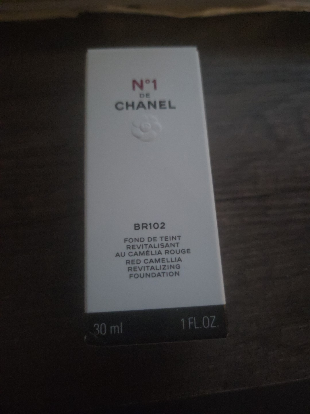 Chanel #1 De Chanel Red Camellia Revitalizing Foundation BR102 1 Fl Oz Free Ship