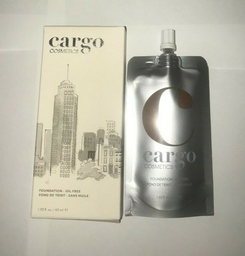 CARGO COSMETICS OIL FREE FOUNDATION F-100 NEW IN BOX