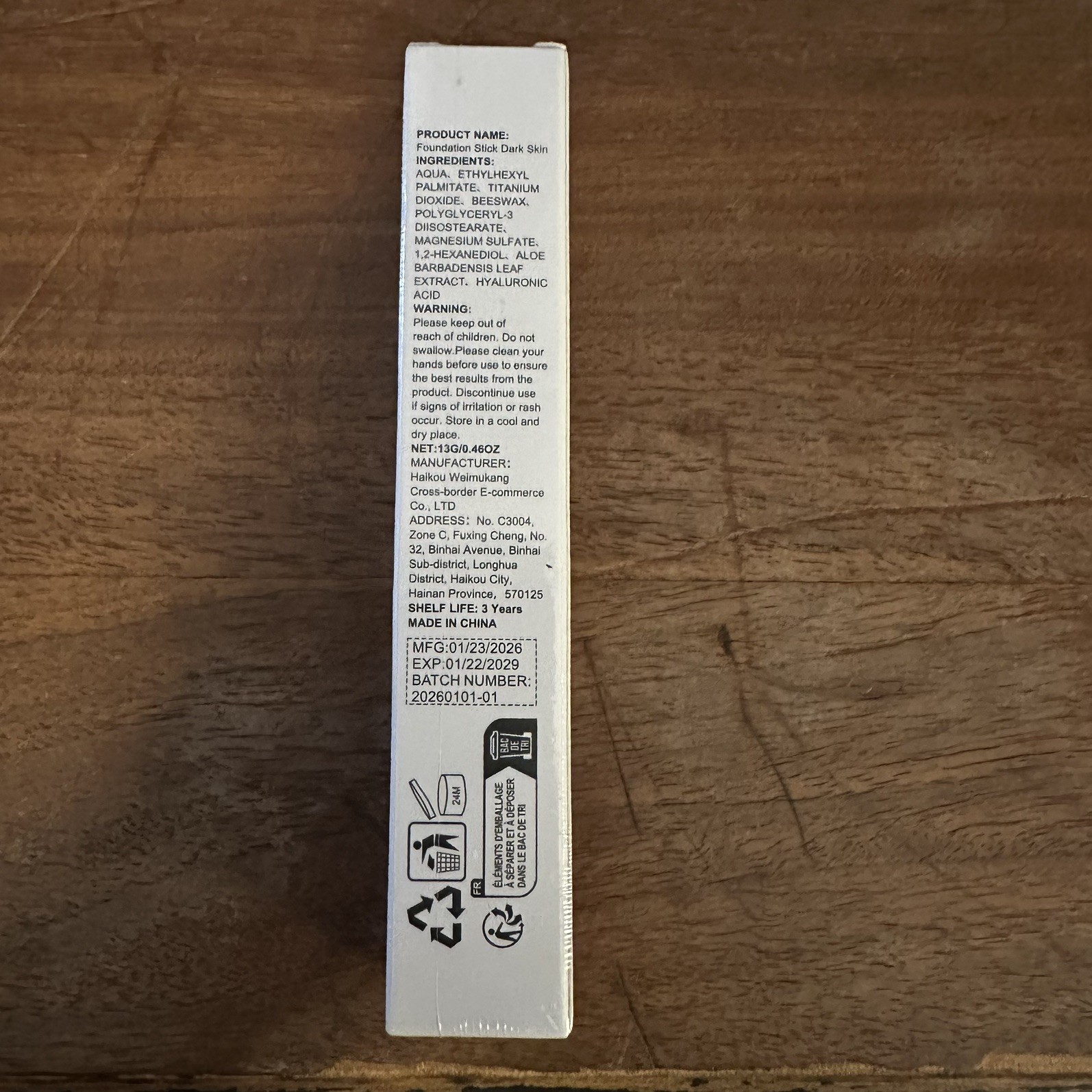 COLOR CHANGING FOUNDATION STICK Dark Skin