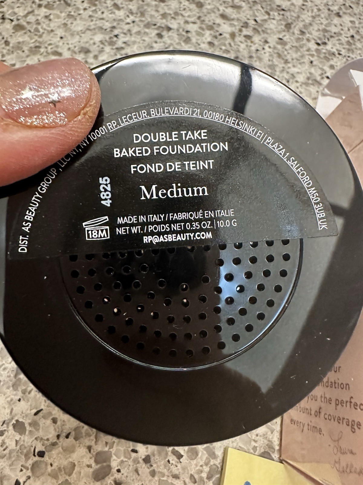 Laura Geller Double Take Bake Versatile Powder Foundation MEDIUM .35oz /10g FULL
