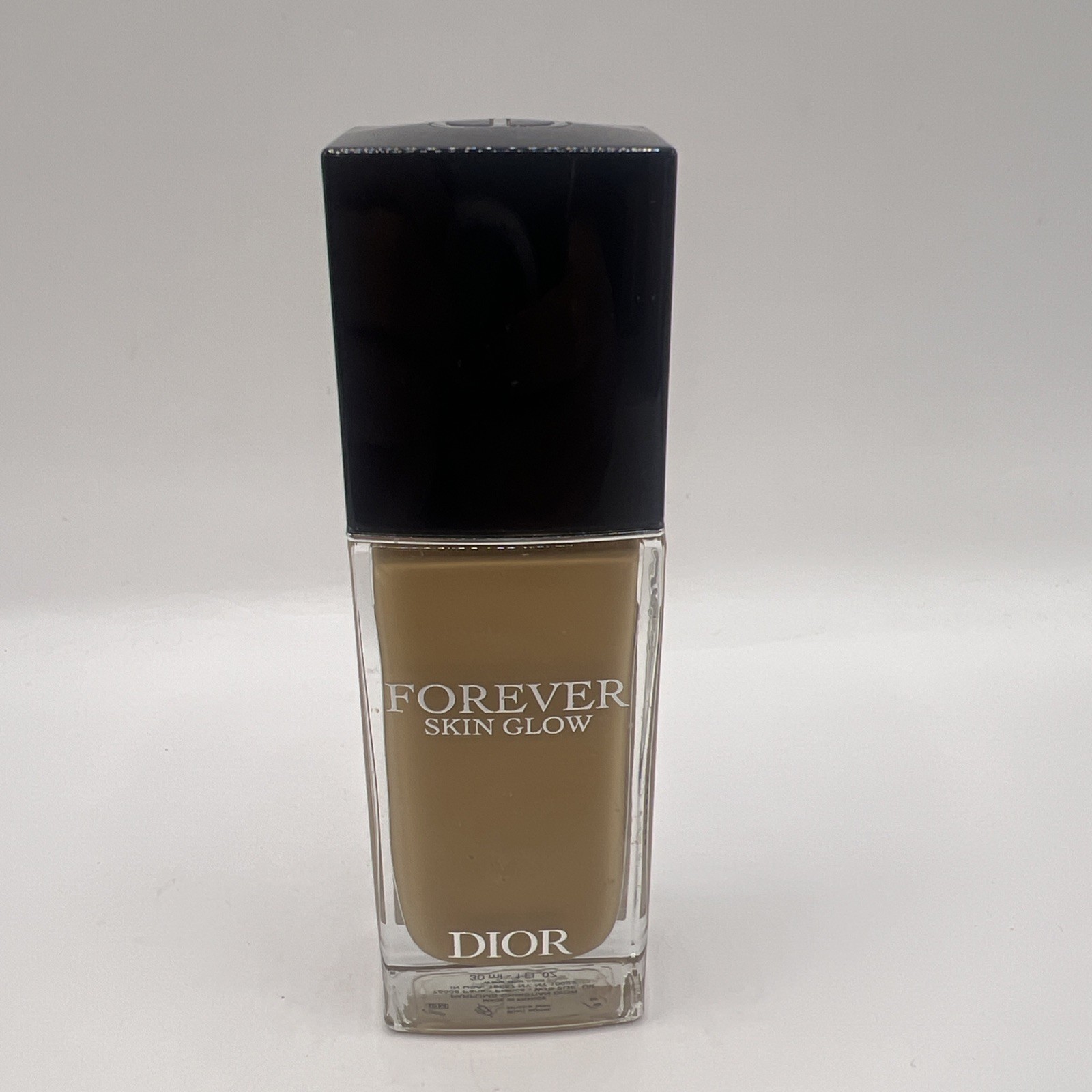 Christian Dior Forever Skin Glow 24H Radiant Perfection Foundation 4W0 1oz NOBOX