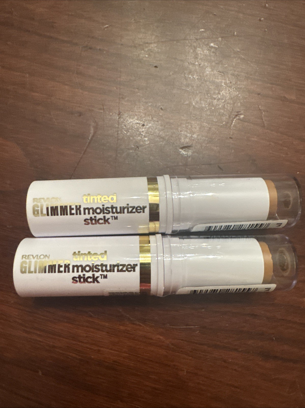 Revlon Glimmer Tinted Facial Moisturizer Stick Lightweight Foundation 140 Medium
