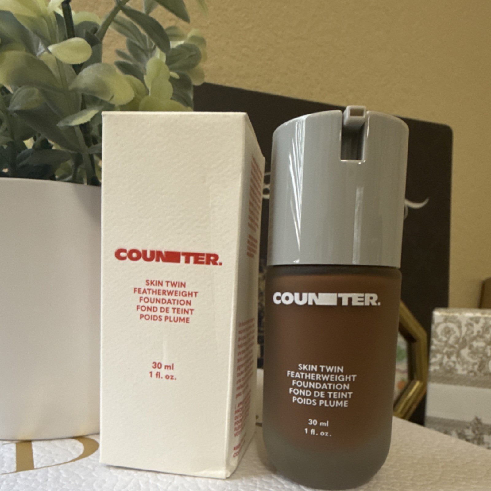 COUNTER Skin Twin Featherweight Foundation Deep 620 1 oz NEW IN BOX