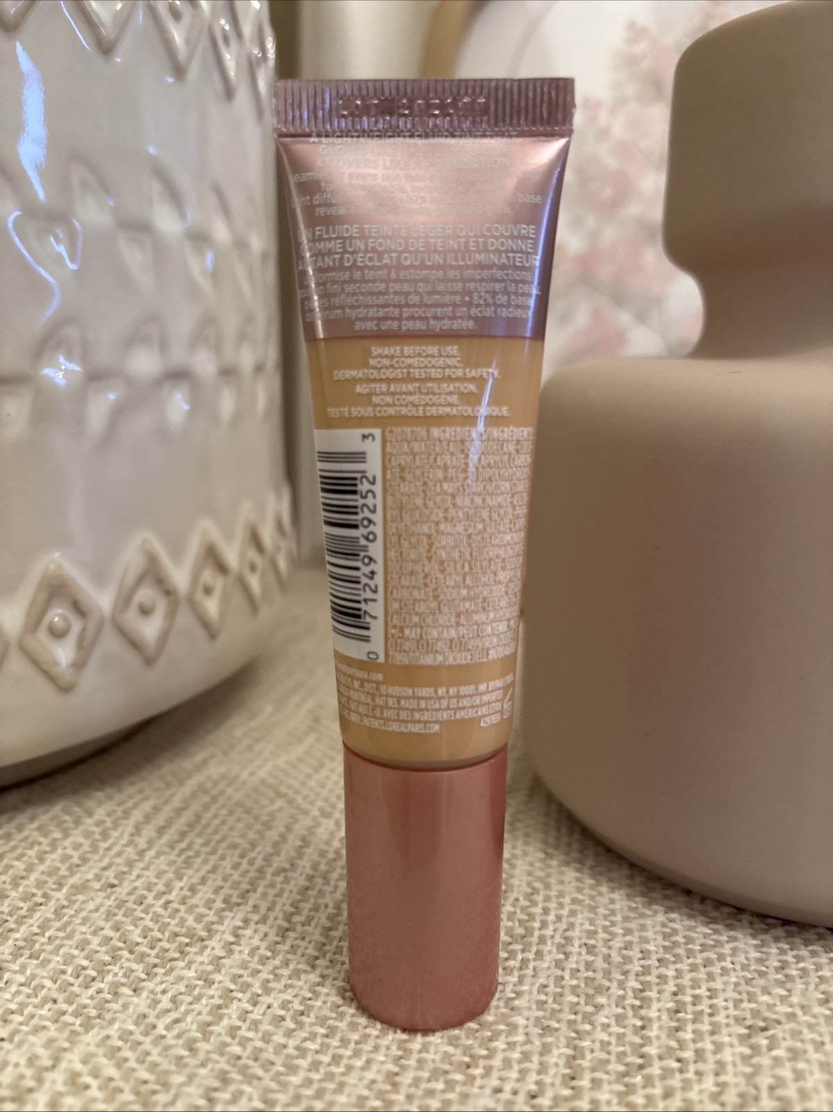 Loreal Lumi Le Glow Skin Tint Healthy Glow Foundation 130 Warm Buildable Light