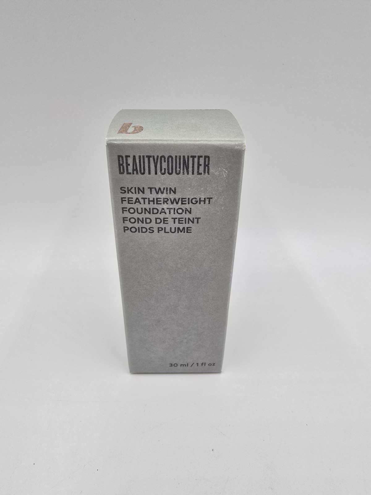 BEAUTYCOUNTER Skin Twin Featherweight Foundation 1 Fl Oz Tan 450 NIB