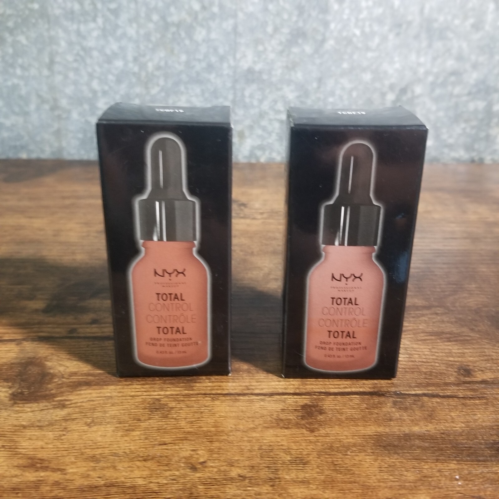 (Lot Of 2) NYX Total Control Drop Foundation TCDF19 Light Medium Full Make Up.