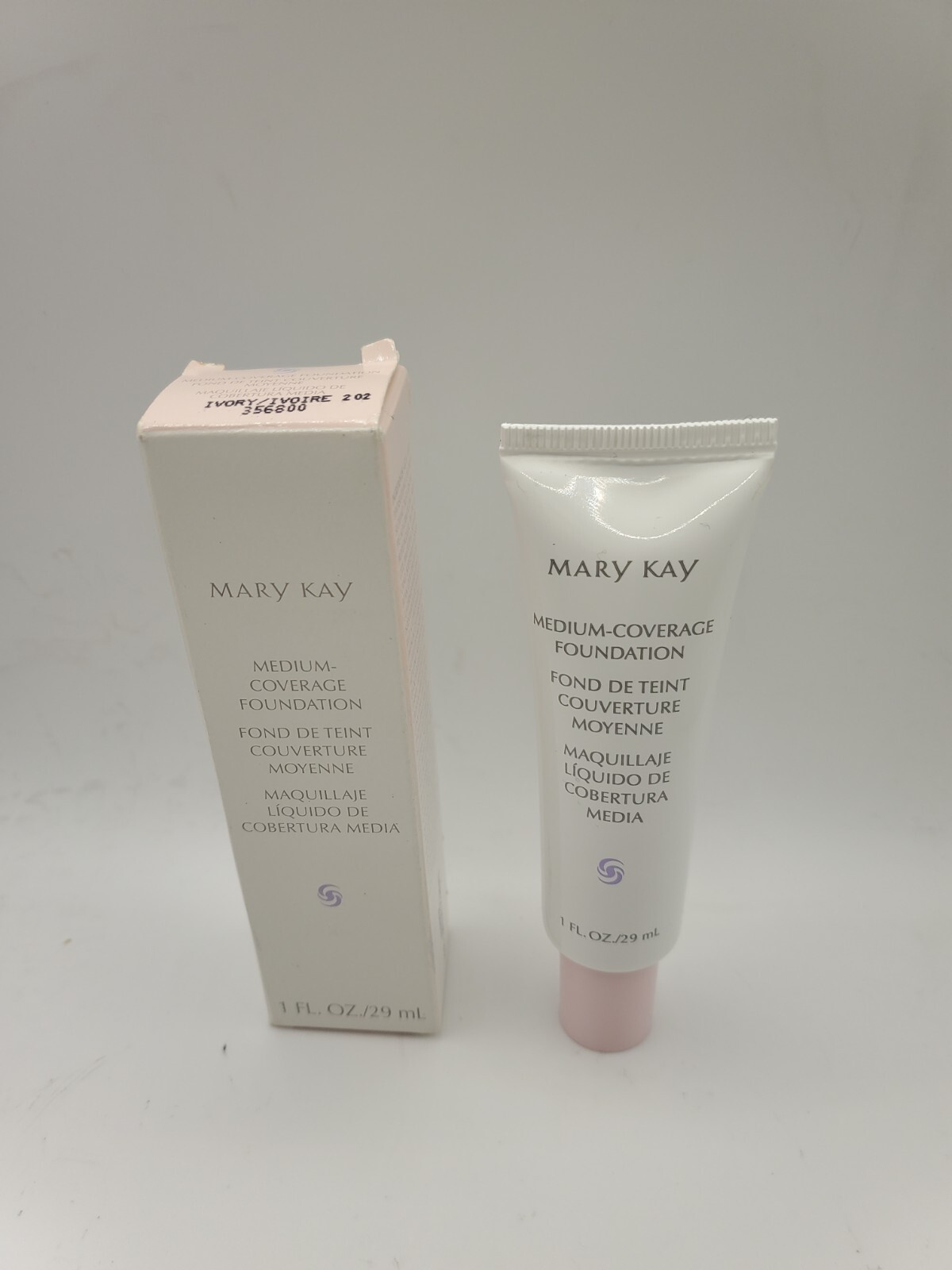NEW Mary Kay Medium Coverage Foundation ” IVORY 202 356800 ” ~ FREE SHIPPING