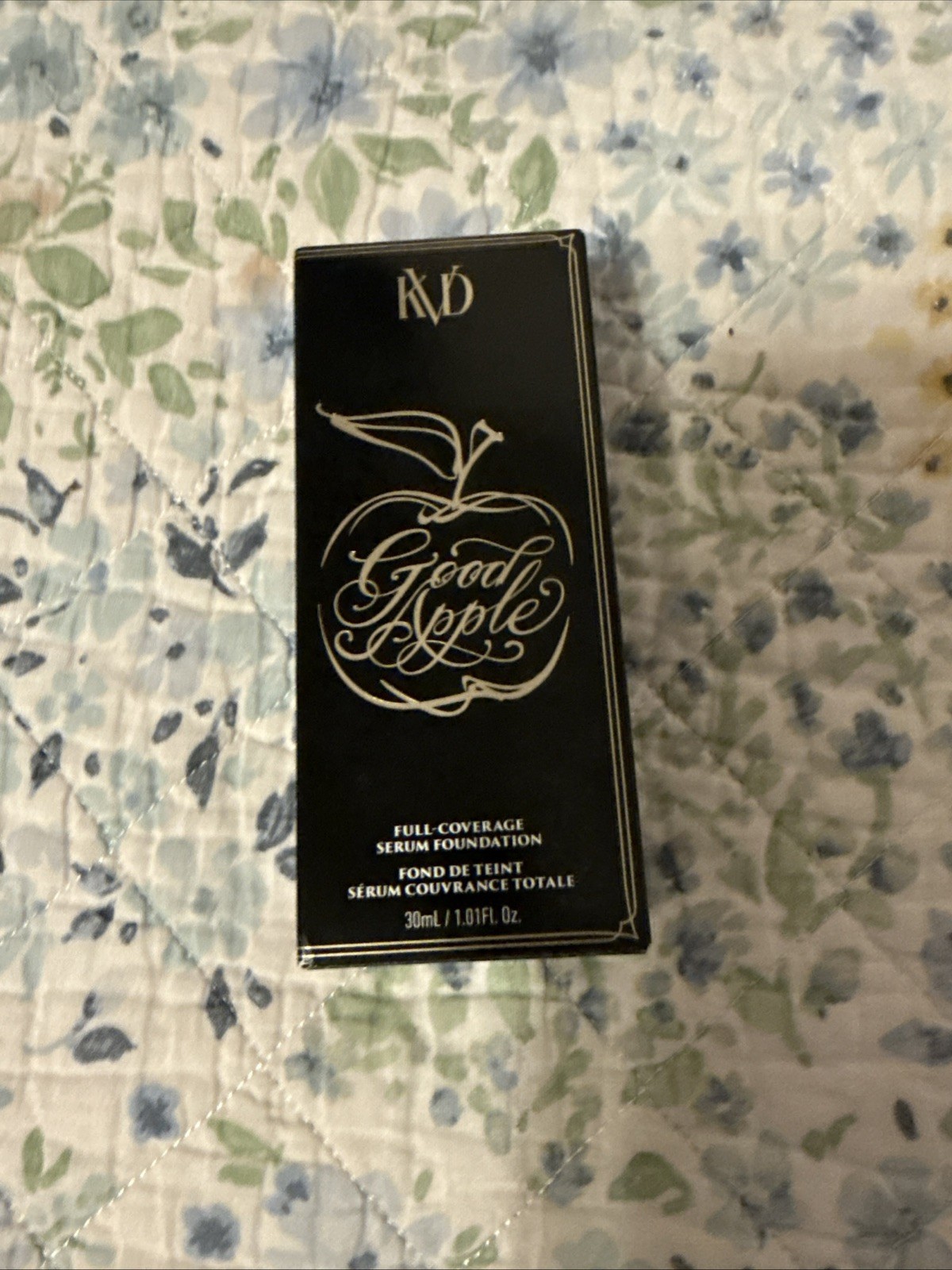 🍏 KVD Good Apple Full Coverage Serum Foundation – 057 Tan – 30 mL / 1.01 fl oz