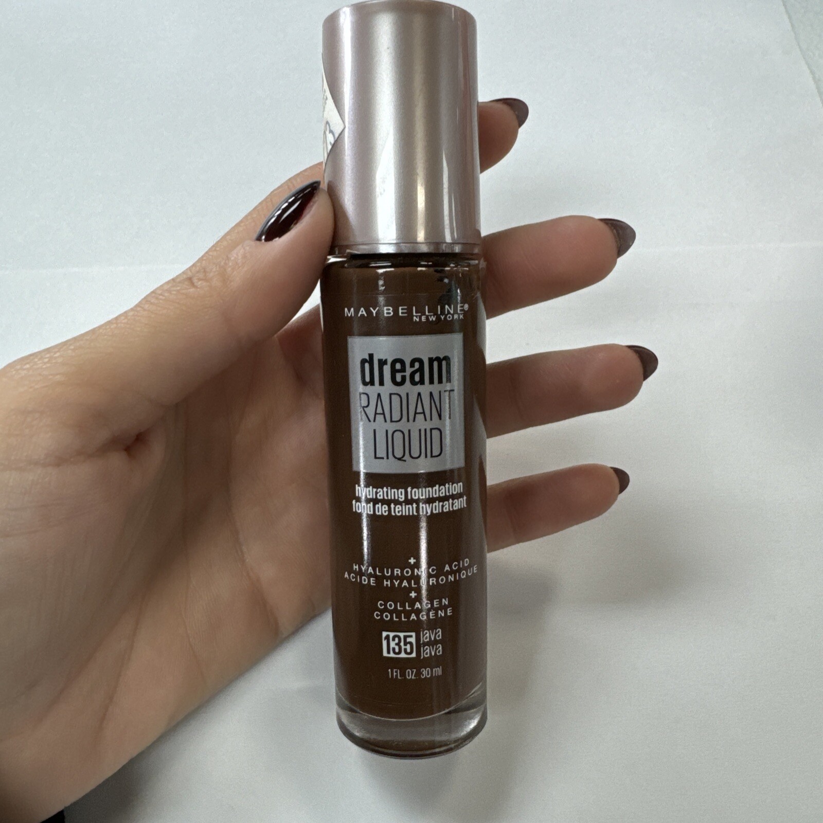 Maybelline Dream Radiant Liquid Medium Coverage Hydrating Makeup, 135 Java