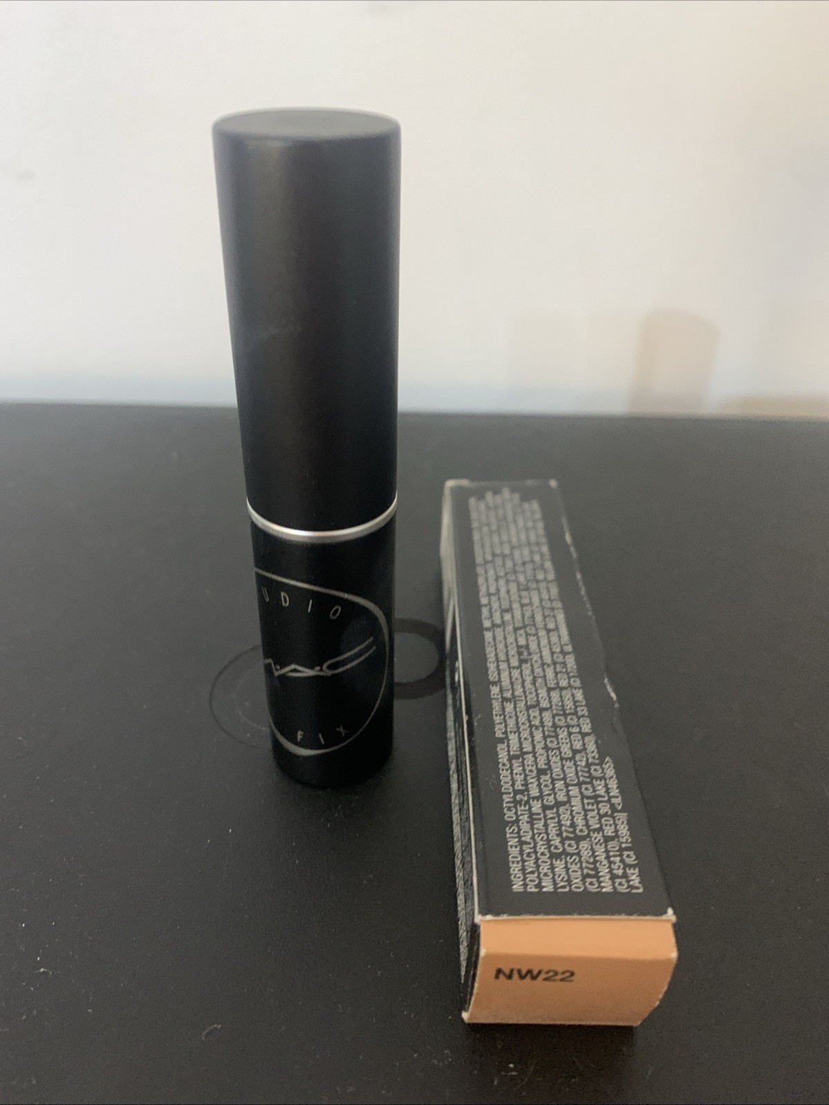 MAC Studio Fix Soft Matte Foundation Stick – Shade NW–22 9g / 0.31 oz)