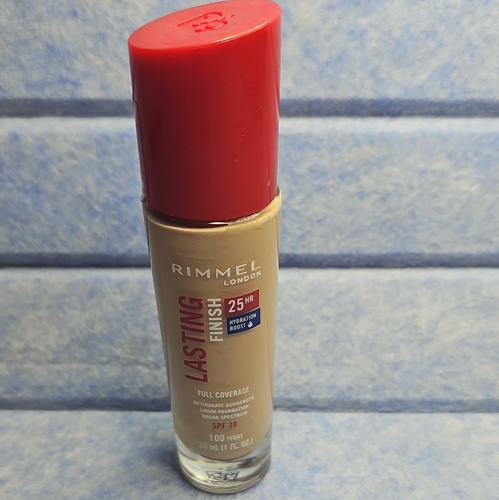 Rimmel London Lasting Finish 25HR Liquid Foundation Ivory SPF 20, 30 mL