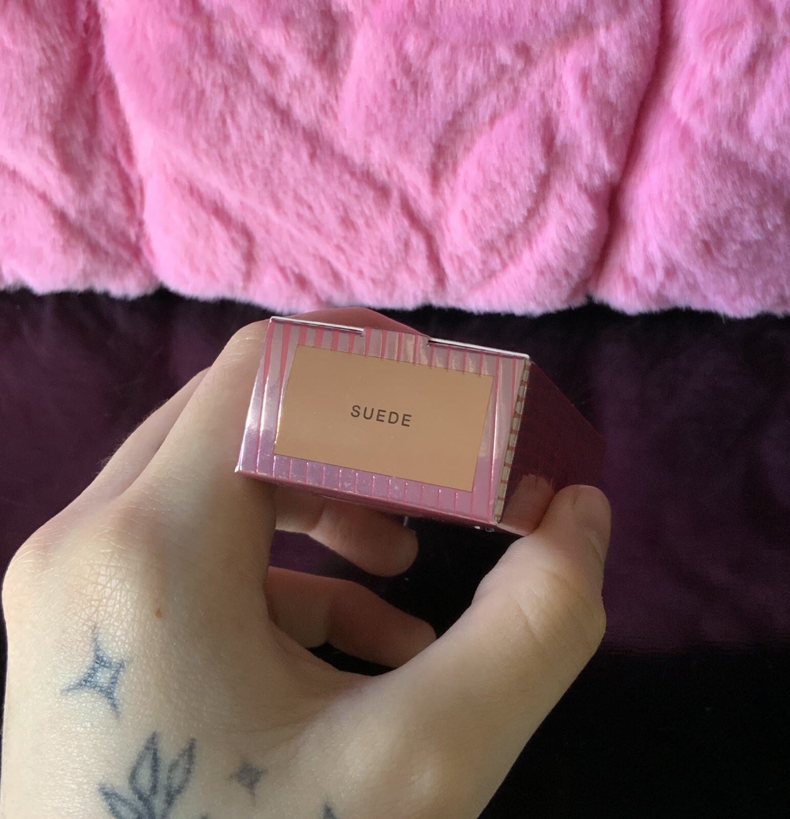 Lawless Full Coverage Buildable Foundation Makeup Shade Suede; Beige Cool