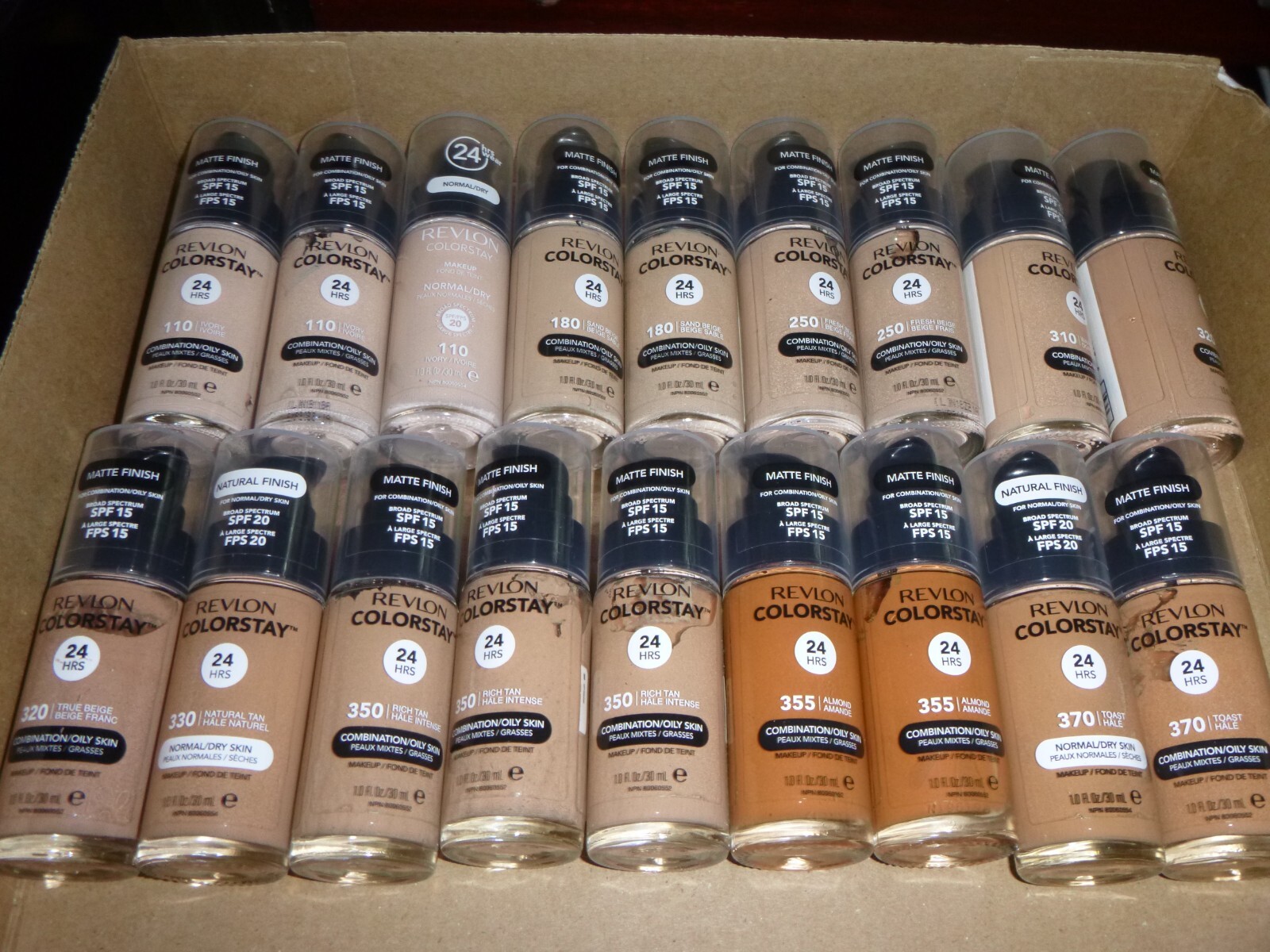 Revlon Colorstay 24HRS Matte Finish Foundation – Choose Your Shade – Oil + Dry