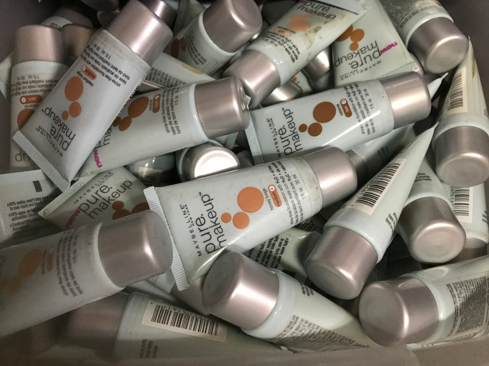 X37Maybelline Pure Makeup Oil Free, WHOLESALE LOT! ASSORTED SHADES