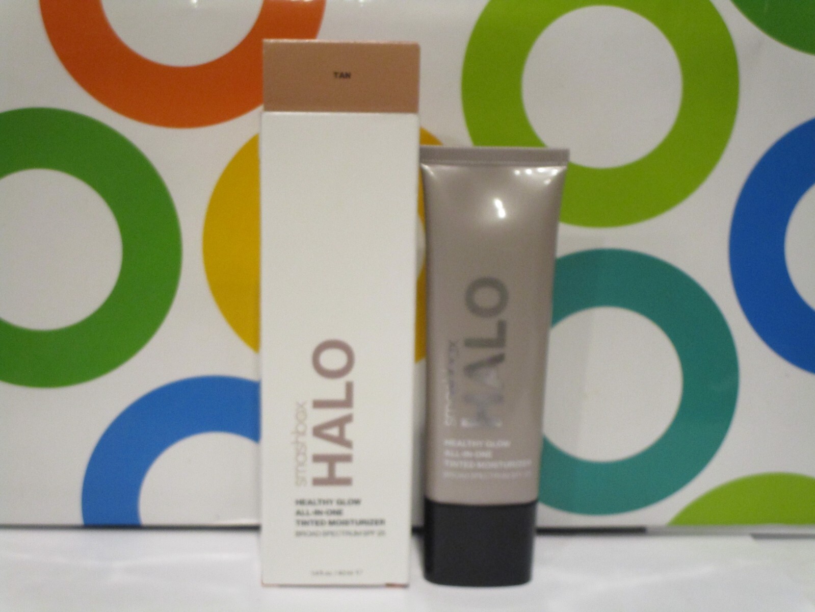 SMASHBOX ~ HALO HEALTHY GLOW ALL IN ONE TINTED MOISTURIZER ~ TAN