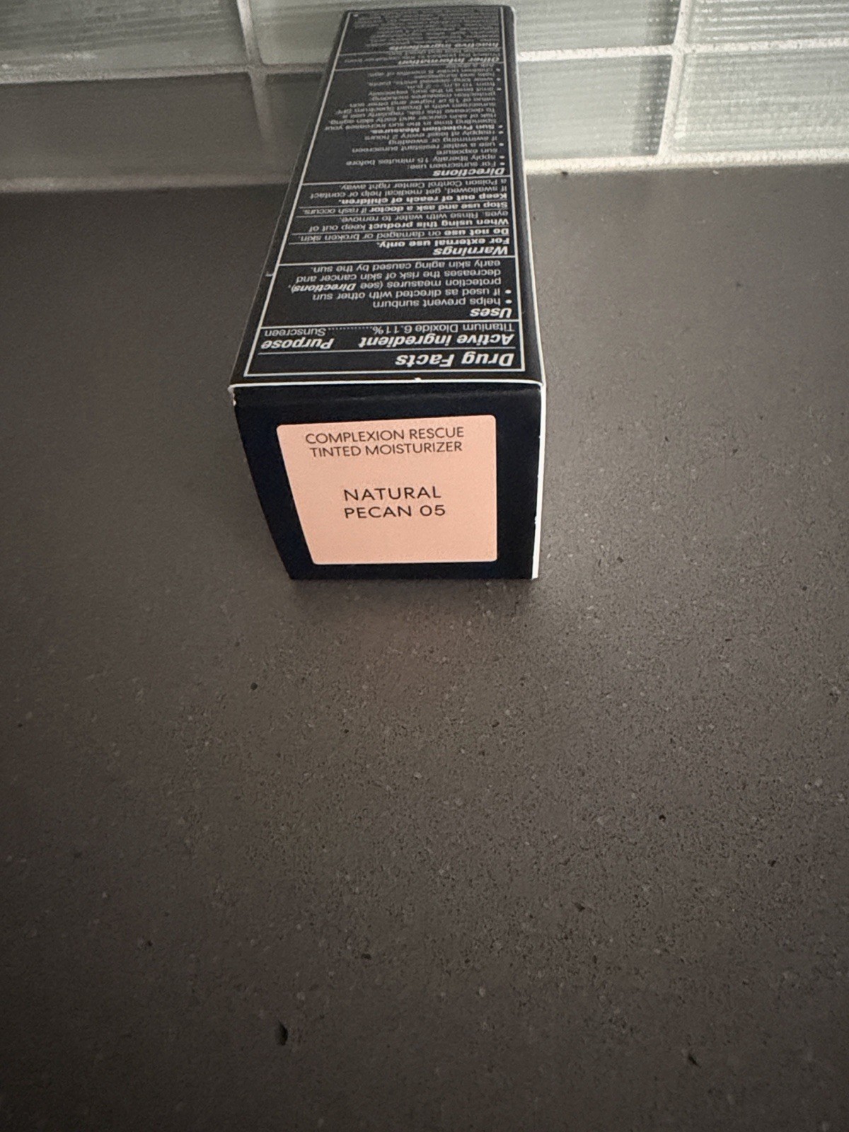 bareMinerals Complexion Rescue Tinted Moisturizer Natural Pecan 05 SPF 30 1.18