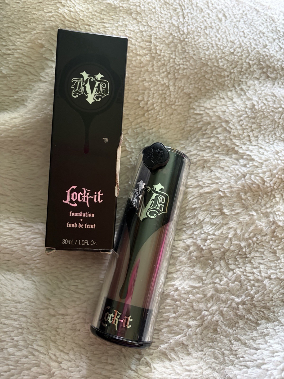 KVD DEEP COOL 83 Lock It Foundation Full Coverage 1 oz Vegan NIB! DISCONTINUED!