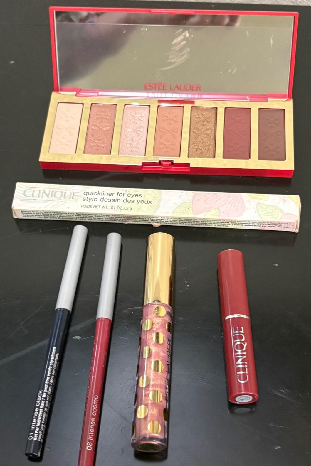 Mixed lot of 5 pieces Vintage New & Pre Owned Cosmetics Estee Lauderv, Clinique