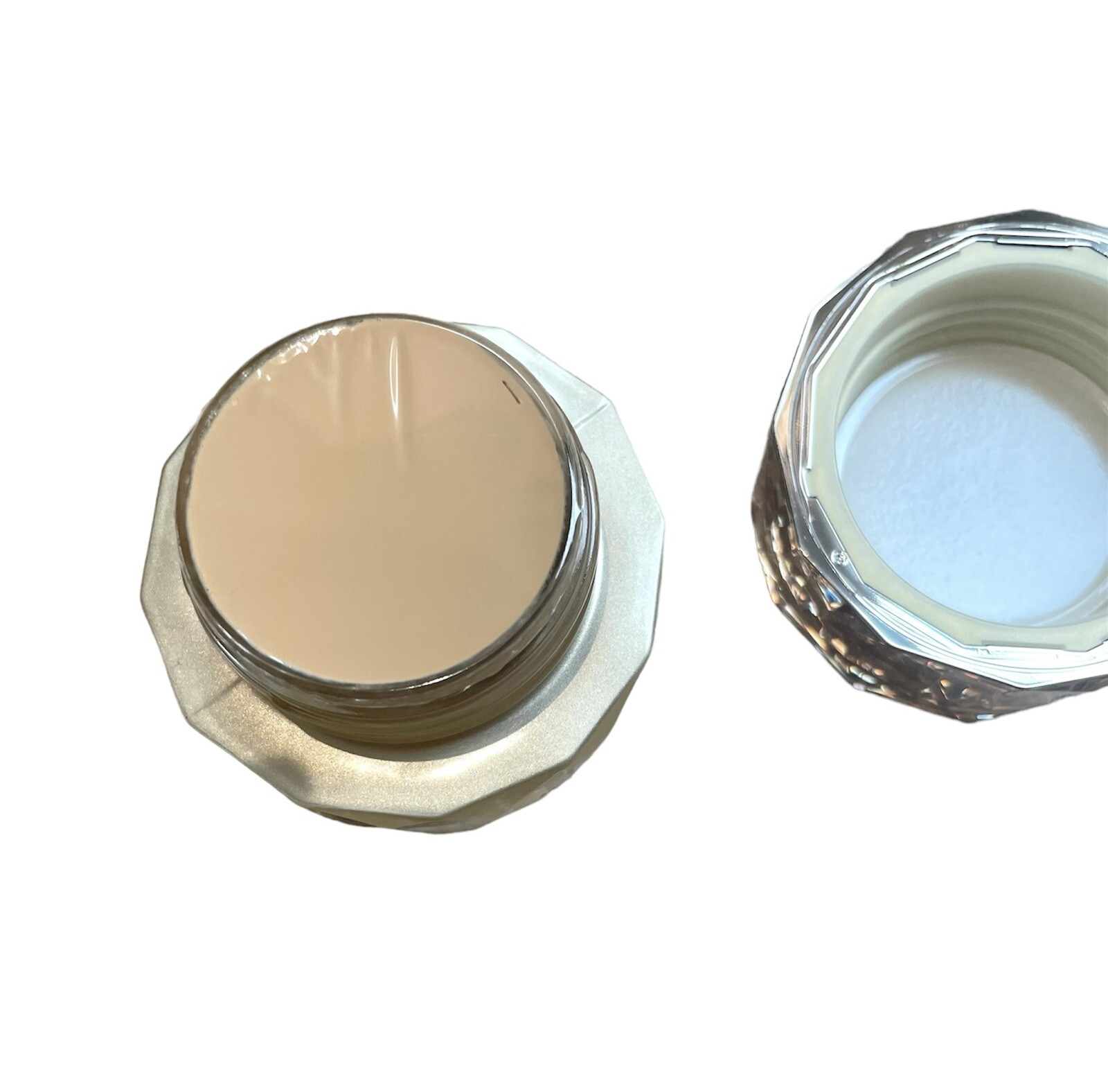 Cle De Peau The Foundation Broad Spectrum SPF 21 Sunscreen O60 Deep Tan Ocher