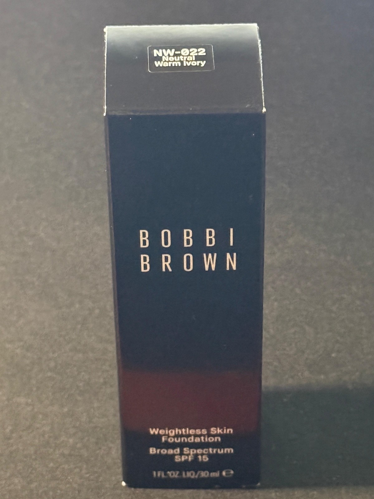 Bobbi Brown Weightless Skin Foundation SPF 15 – NW-022 Neutral Warm Ivory – NIB